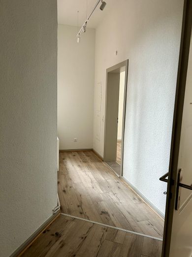 Appartamento moderno di 3 locali con cucina attrezzata – Flur