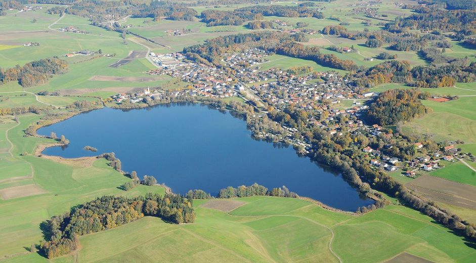 Großzügiges Baugrundstück in begehrter Lage von Soyen – 300 m² oder 600 m² möglich – Foto 1