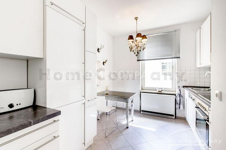 ***Bardzo ładne umeblowane mieszkanie 2-pokojowe w Monachium-Glockenbach – a29870aa0d2162de89b6c84529db9427063e3be9.jpg