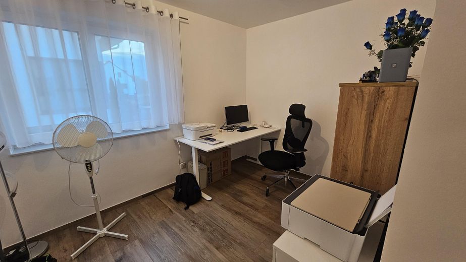 Posizione ai margini dei campi, Francoforte Mörfelden-Nord – Foto 8