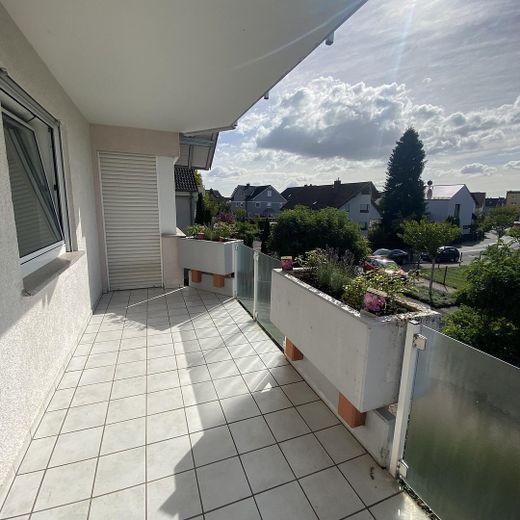 großzügige Wohnung zentral gelegen – Foto 6