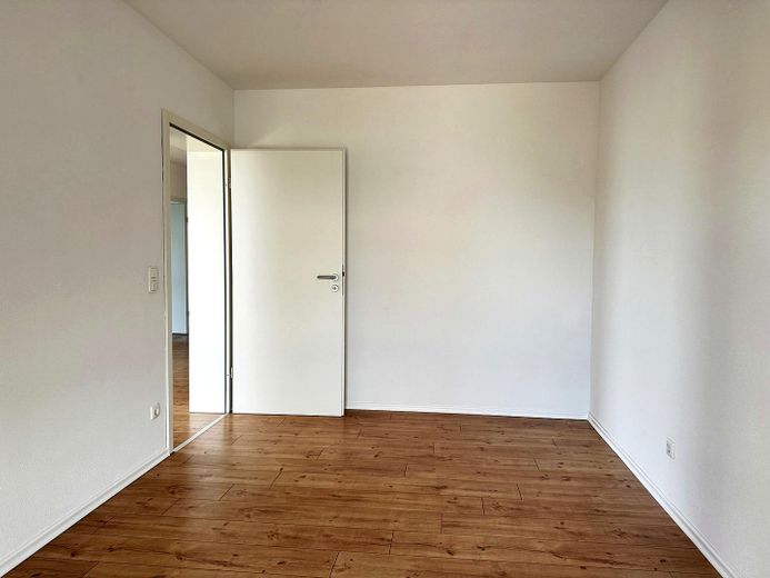 Ampio appartamento al piano terra con 2,5 locali e terrazza a Hemau – Foto 7