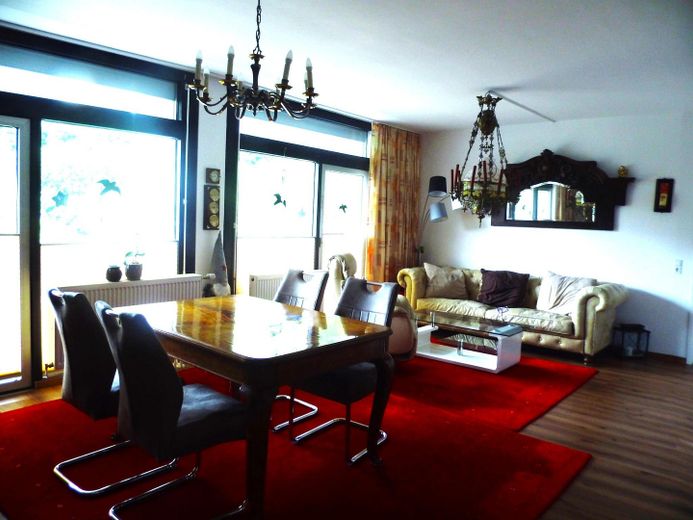 Wohnzimmer geräumt
