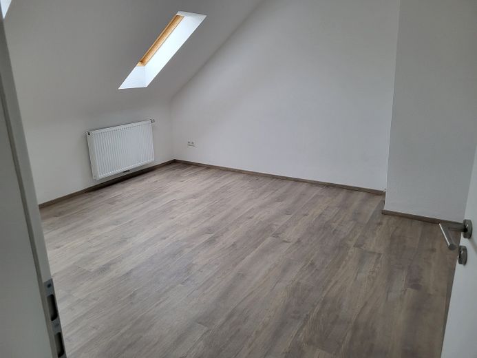 Dachgeschoßwohnung zu vermieten – Photo 10