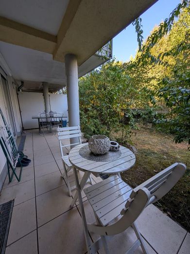 Ruhige möblierte 2-Zimmer-Gartenwohnung mit Terrasse in Frankfurt Nordend-West – Terrasse