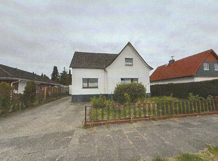 Terreno edificabile con costruzione esistente in vendita a Norderstedt-Mitte – Foto 1