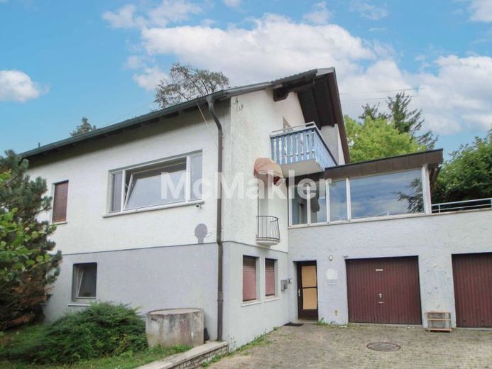 Kapitalanleger aufgepasst: Renditeobjekt mit Einliegerwohnung und großem Garten – Foto 1