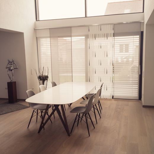 Einfamilienhaus KfW-70, Solarthermie-Anlage, Doppelgarage, ohne Keller provisionsfrei – Esszimmer 