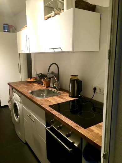 Amplio piso de 3 habitaciones en el centro de Colonia, en Rathenauplatz – Küche