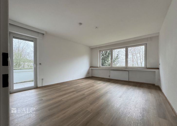 Gemütliche Erdgeschosswohnung in ruhiger Lage von Überruhr-Hinsel – Wohnzimmer