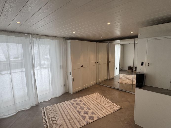 Großzügiges Haus in Weilburg – Ankleidezimmer