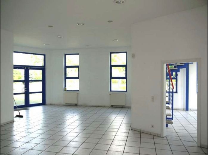 الحديقة التجارية M1/شارع Berthold-Beitz-Boulevard، مبنى مستودع-مكاتب مستقل في الحديقة التجارية M1 بمدينة إيسن – الصورة 11