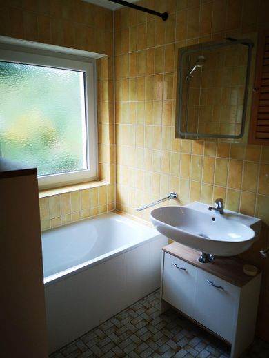 Appartamento al piano terra con 3 stanze in affitto a Surberg – Bad