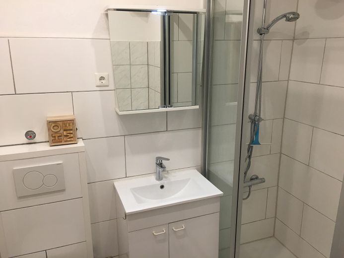 möblierte 1-Zimmer Wohnung nahe Lidl-Zentrale Bad Wimpfen – Foto 4