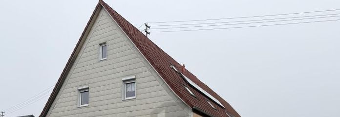 GROßE SCHEUNE, GARAGE & WOHNEN AUF VIEL GRUND