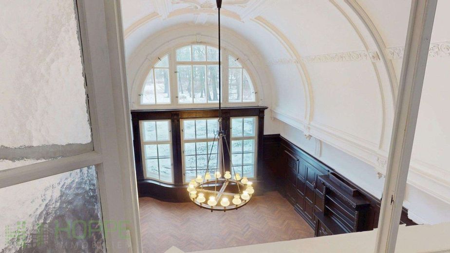 Schloss Siethen - Repräsentative Büro-, Kanzlei- oder Praxisräume in Seenähe – Blick von der Galerie