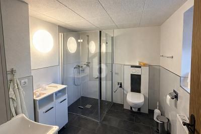 7 STANZE, GRANDE GIARDINO, POSIZIONE TRANQUILLA – 1772417002_da3688e.jpg