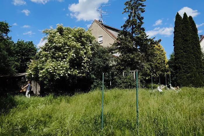 Großzügiges Einfamilienhaus mit viel Platz und Garten – Foto 2