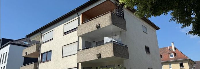 HN-BÖCKINGEN: Gepfl. 3 Zi.-Wohnung mit Balkon
