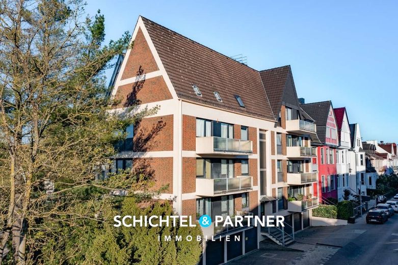 Radio Bremen | Große Maisonettewohnung mit Spitzboden, Balkon &amp; Garage – S&amp;P | Außenaufnahme