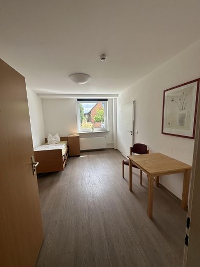 Neu in Celle-Garßen / Senioren Wohngemeinschaft sucht Mitbewohner – Zimmeransicht