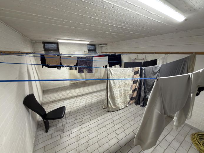 Grünes Bahrenfeld: appartamento libero di 3 locali con terrazza, aiuola e garage sotterraneo – Trockenraum Allgemein