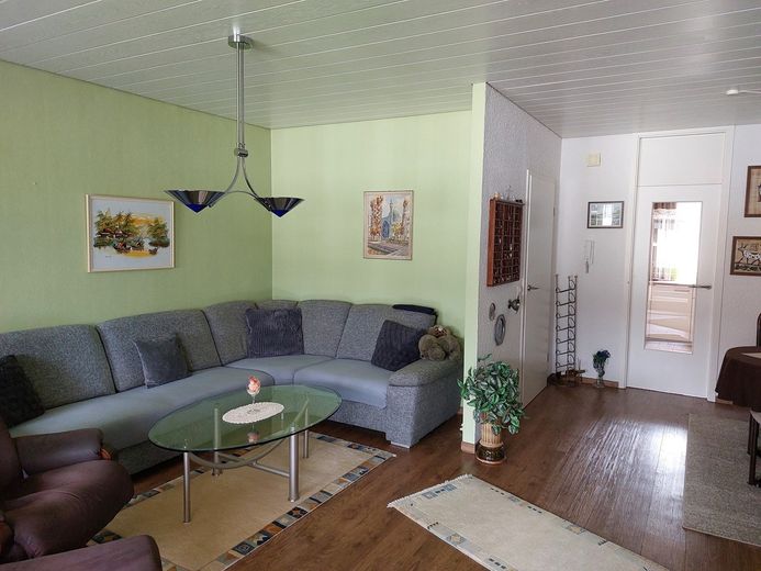 Große 3-ZKB Wohnung - Stadtbergen Top Lage - 2 Garagen 2 Kellerräume – Foto 2