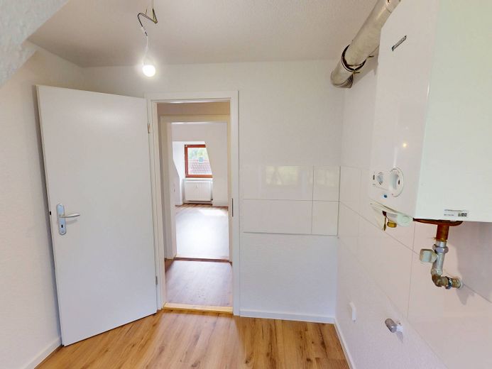 Ankommen, durchatmen, entspannen - Wir schenken Ihnen den ersten Monat: Helle 3-Zimmer-Wohnung mit modernem Bad – Ansicht II: Küche
