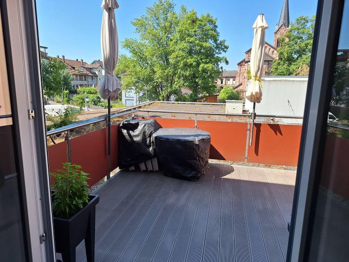 12 qm Balkon Kirchgartenblick