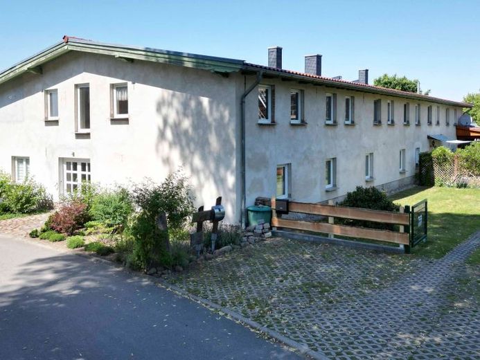 Wohnen am See mit besonderem Charme – großzügiges Mehrgenerationenhaus mit 3 Wohneinheiten – Foto 1