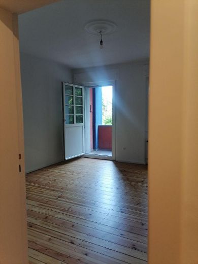 Tranquillo appartamento per single di 2 locali con balcone a Tempelhof, rialzato, ristrutturato, disponibile da subito – Foto 6