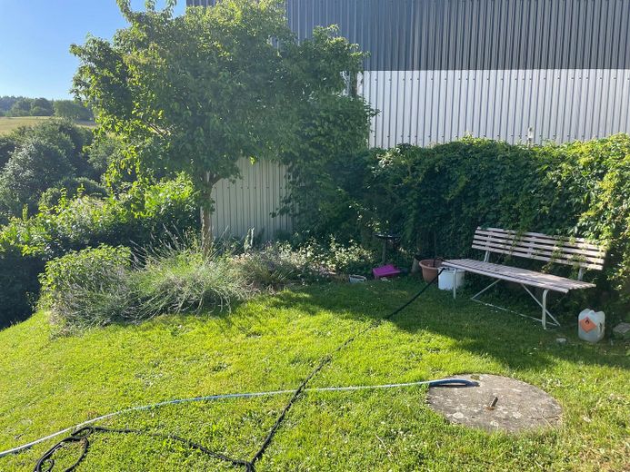 Moderne 3-Zi.-EG-Wohnung mit Blick übers Tal in Heppenheim-Kirschhausen – Gemeinschaftsgarten