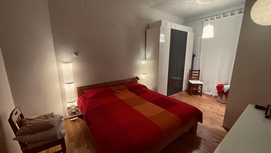 Helle Maisonettewohnung in Frankfurt am Main – Bornheim – Schlafzimmer
