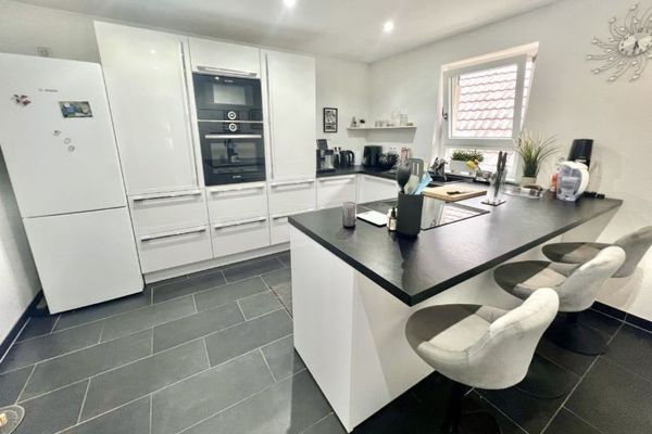 Casa bifamiliar ampliable en Offenburg también para inversores