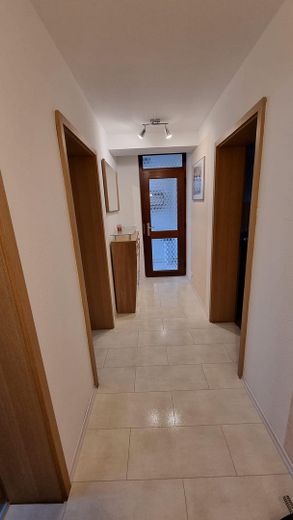 Maison pour 1 à 2 familles + appartement indépendant – Flur ELW