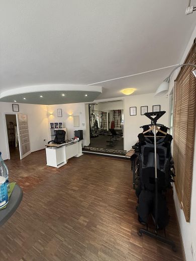Attraktive Gewerbe, Büro oder Praxisräume in zentraler Lage in Schwäbisch Gmünd – Eingang / Empfang