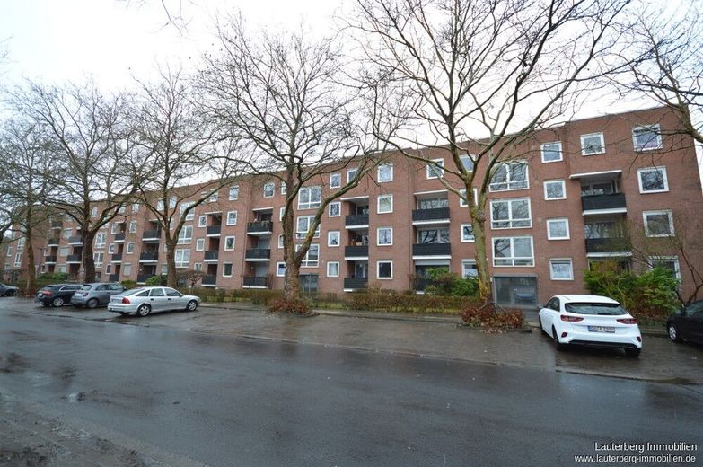 Eigennutzungsoption am Holtenser Berg: 3,5 Zimmer mit Maisonette-Charakter, Balkon, Terrasse, Garage – Außenansicht