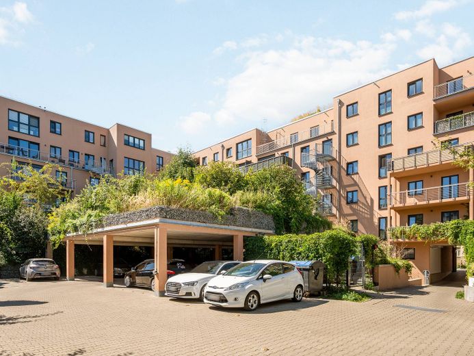 ¡Luminoso piso de 3 habitaciones en Dresde, Pieschen! – Außenansicht II