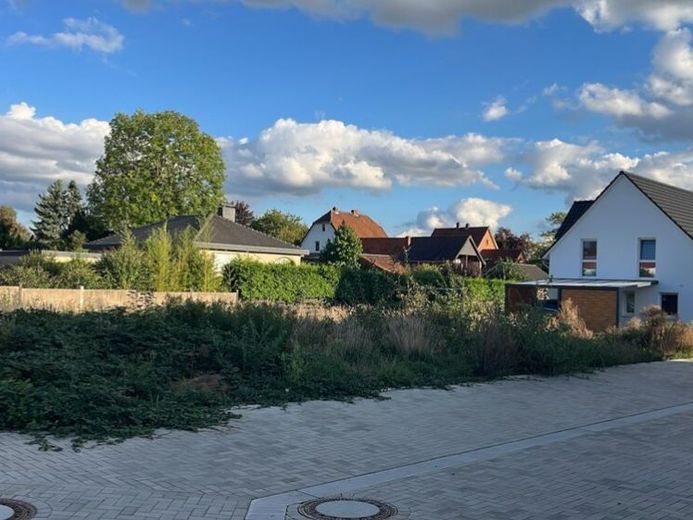 Voll erschlossenes Baugrundstück in Gadenstedt – 669 m² für Ihr individuelles Traumhaus in Bestlage! – Foto 1