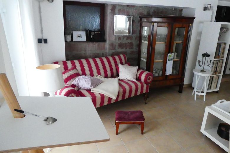 Casa di campagna rappresentativa con disposizione versatile degli ambienti fino a 3 unità – Foto 7