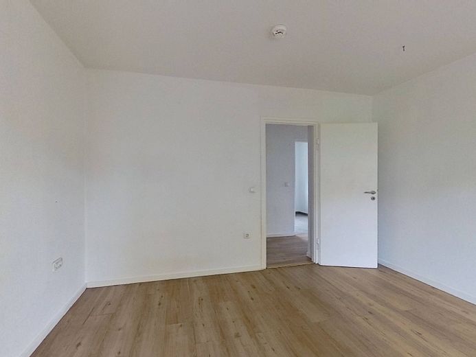 Moderne 3-Zimmer-Erdgeschosswohnung mit TERRASSE in Roding – Ansicht II: Schlafzimmer I