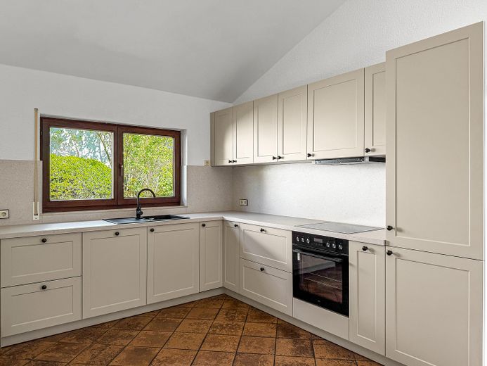 Heilbronn-Ost Bestlage: Architektenhaus mit Einliegerwohnung & Garten – Küche