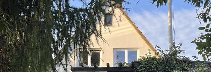 !!! SENZA PROVVIGIONE - Affascinante casa unifamiliare in una tranquilla zona con limite di 30 km/h