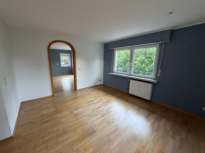 Schöne helle 97m2 große Maisonette Wohnung in Wiesloch-Baiertal – Wohnzimmer