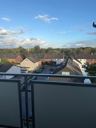 Splendido appartamento di 3 locali mansardato a Duisburg-Buchholz – Foto 12