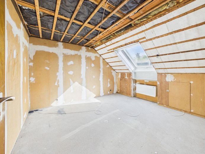 Edles Reihenmittelhaus in gepflegter Umgebung – 2.Etage SchlafzimmerI
