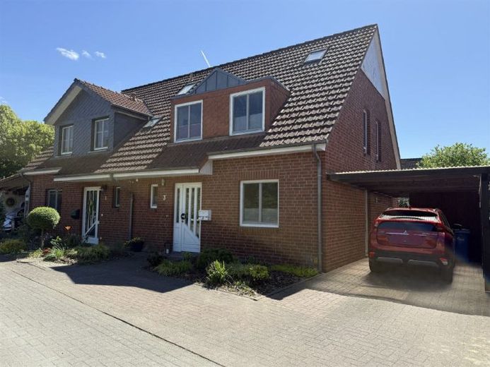 ***RESERVIERT***Wohnen, entspannen und genießen - Attraktive Doppelhaushälfte in Lilienthal - Frankenburg – Foto 1
