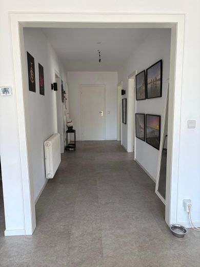 Wohnzimmer Richtung Flur