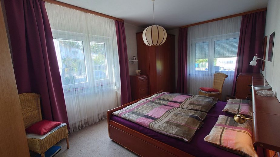 Charmantes Mehrfamilienhaus / Mehrgenerationenhaus freistehend mit großem Garten in Traisa – Foto 5