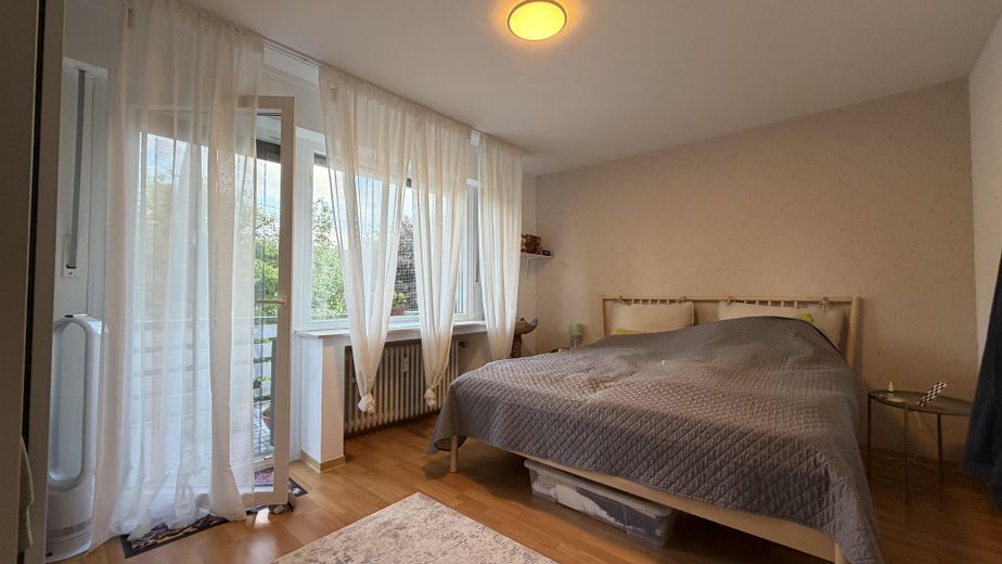 Gepflegtes Zweifamilienhaus auf Erbpacht mit Potenzial in Datteln! – Schlafzimmer 1 OG